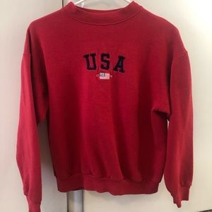 Red USA vintage crew neck